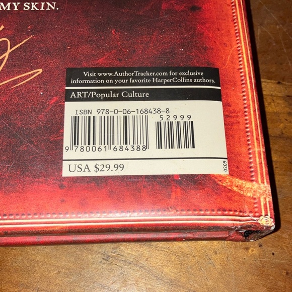 Kat Von D High Voltage Tattoo Book - Picture 4 of 16